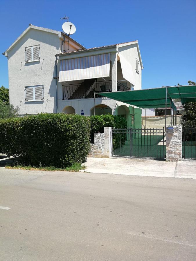 Apartments Ljubica Biograd Na Moru Extérieur photo